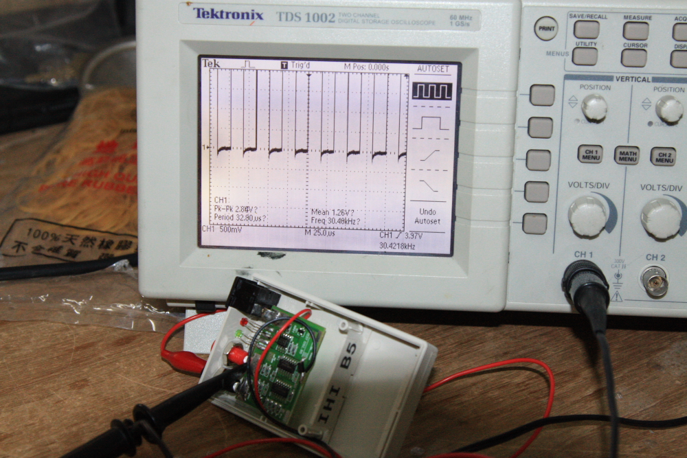 oscilloscope test of Infinite Horizons B5 zapper